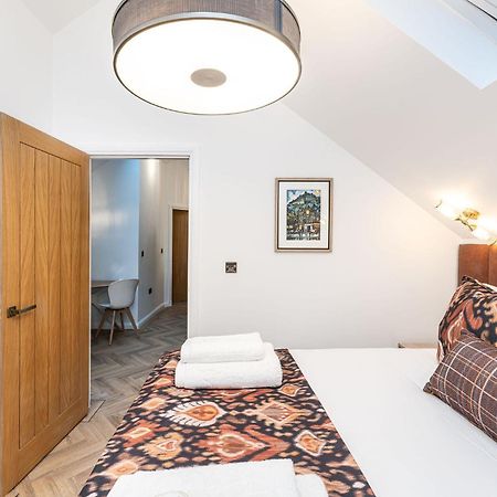 The Coach House Apartment เอดินบะระ ภายนอก รูปภาพ