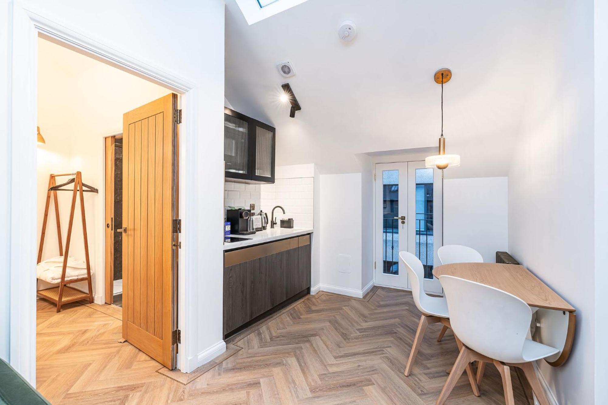 The Coach House Apartment เอดินบะระ ภายนอก รูปภาพ
